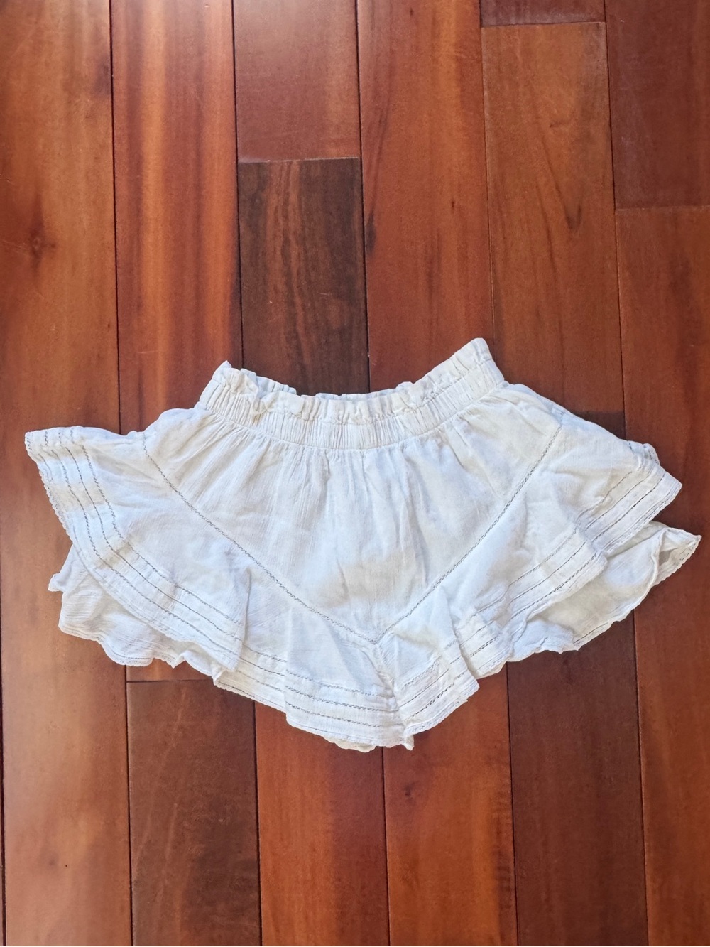 White Ruffled Mini Skort - Picture 4 of 5